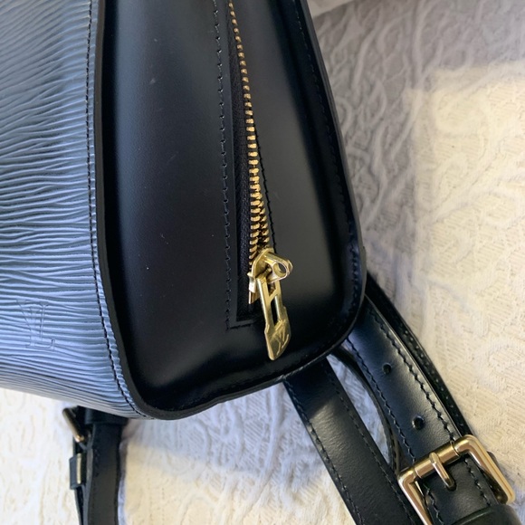 LOUIS VUITTON Epi Mabillon Backpack Black M52232 LV Auth 83122 - Picture 6 of 16